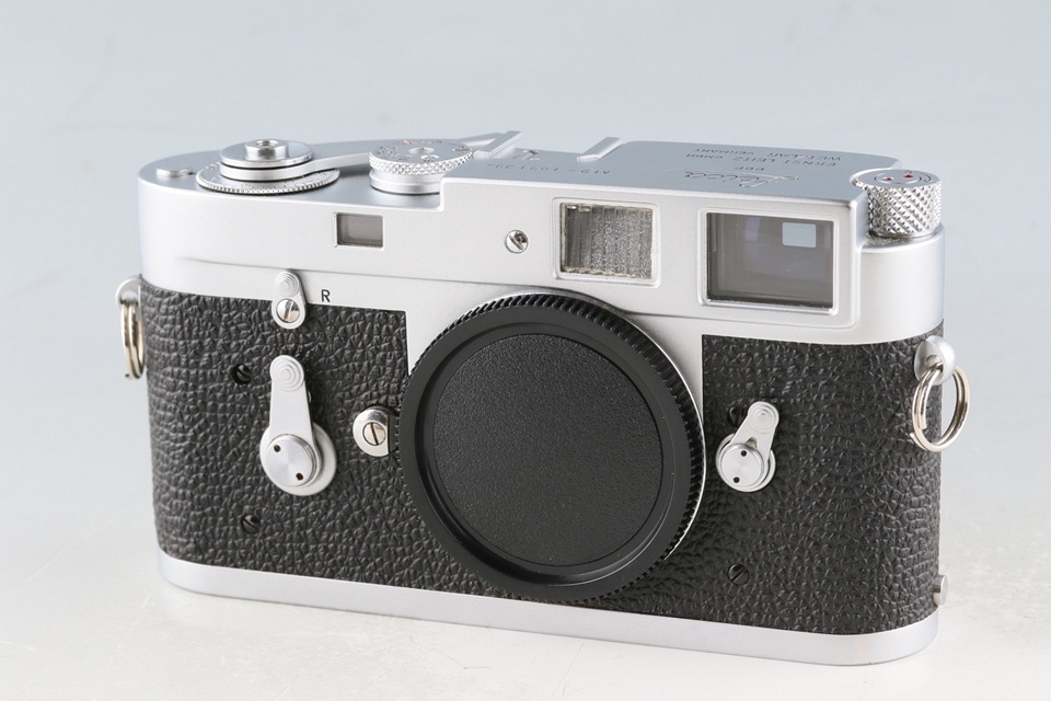 Leica Leitz M2 35mm Rangefinder Film Camera #60517T