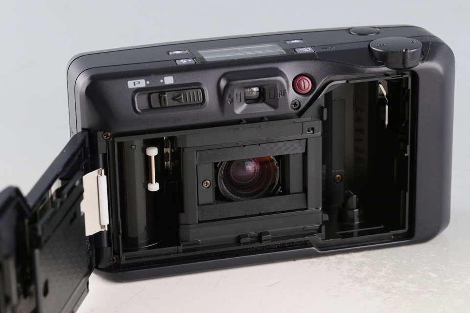 Pentax Espio P 35mm Point & Shoot Film Camera #60555G11