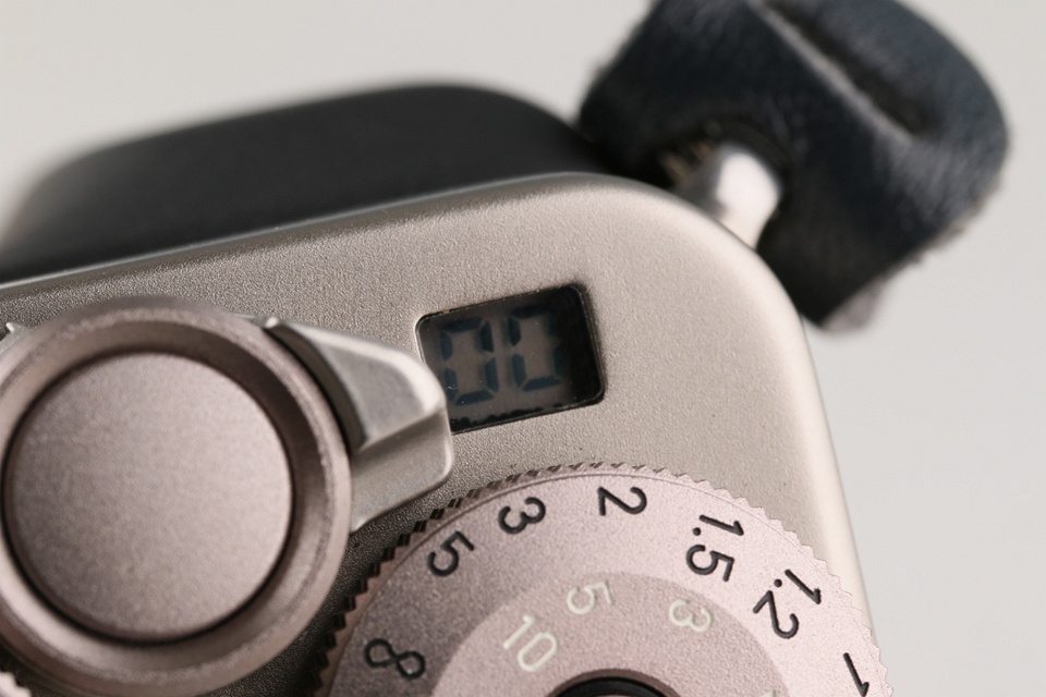 Contax G1 35mm Rangefinder Film Camera #60644D4