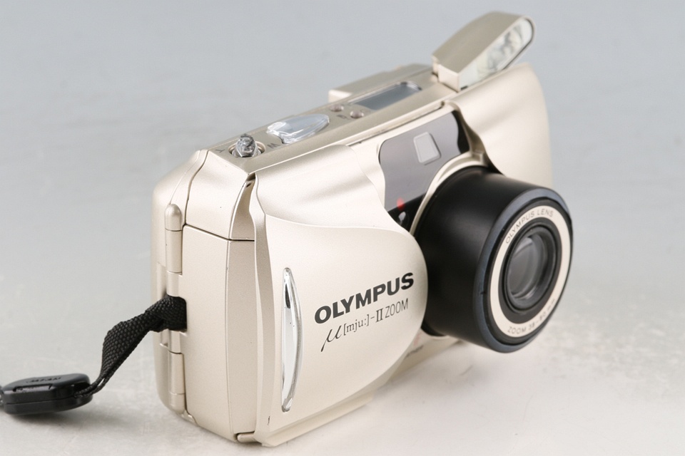 Olympus μ-II ZOOM 35mm Point & Shoot Film Camera #60733G22