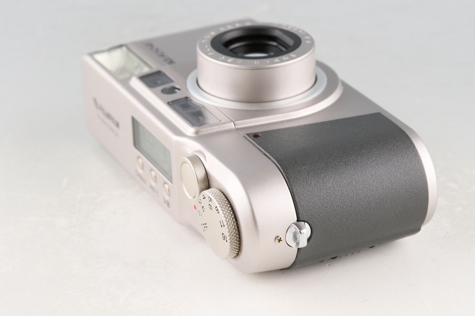 Fujifilm Klasse 35mm Point & Shoot Film Camera #60741D5