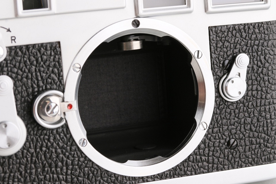 Leica Leitz M3 35mm Rangefinder Film Camera With Box #60802L1