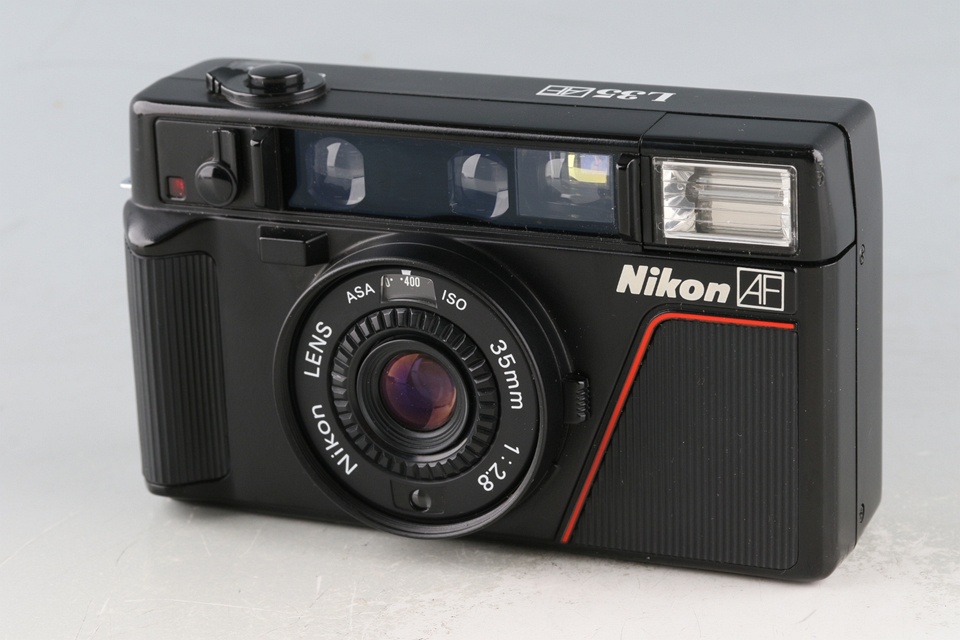 Nikon L35 AF 35mm Point & Shoot Film Camera #60869D5