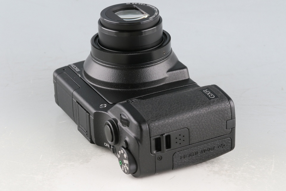 Ricoh GXR Digital Camera + P10 Kit With Box #60878L6