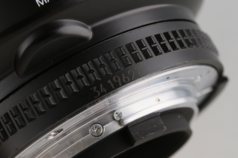 Nikon AF Micro Nikkor 105mm F/2.8 D Lens #60900A3
