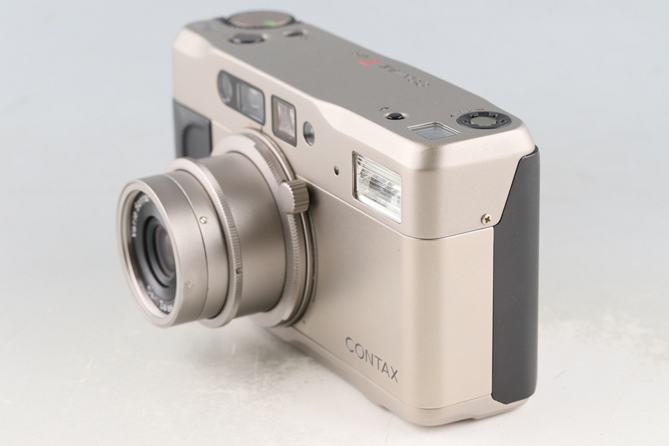 Contax TVS 35mm Point & Shoot Film Camera With Box #60922L8