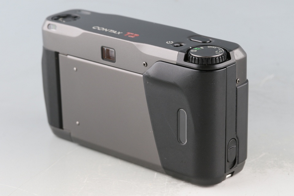 Contax T2 35mm Point & Shoot Film Camera #60930D5