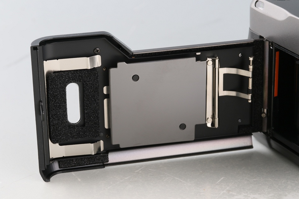 Contax T2 35mm Point & Shoot Film Camera #60930D5