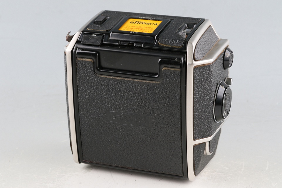 Zenza Bronica EC-TL + Nikkor-P.C 75mm F/2.8 Lens #61012E2