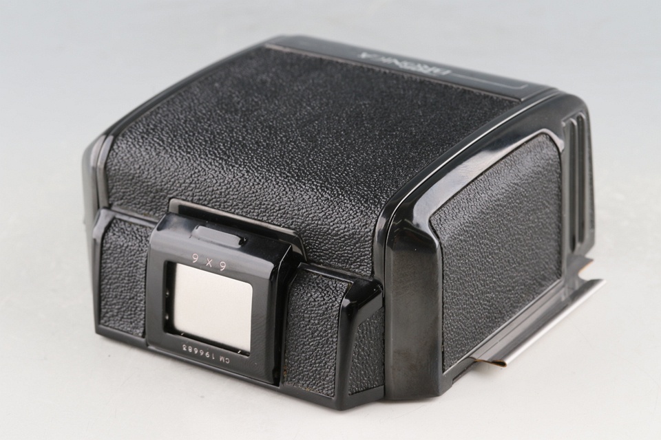 Zenza Bronica S2 + Nikkor-P 75mm F/2.8 Lens #61158E3