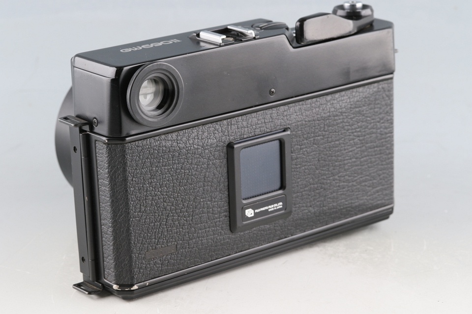 Fuji Fujifilm GW690II Medium Format Film Camera #61250E1