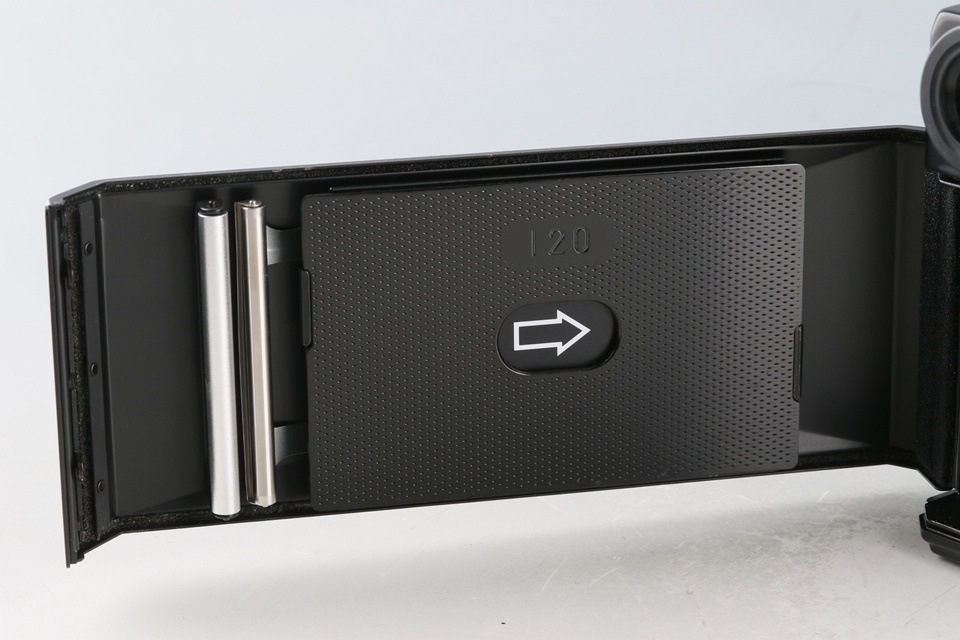 Fuji Fujifilm GW690II Medium Format Film Camera #61250E1