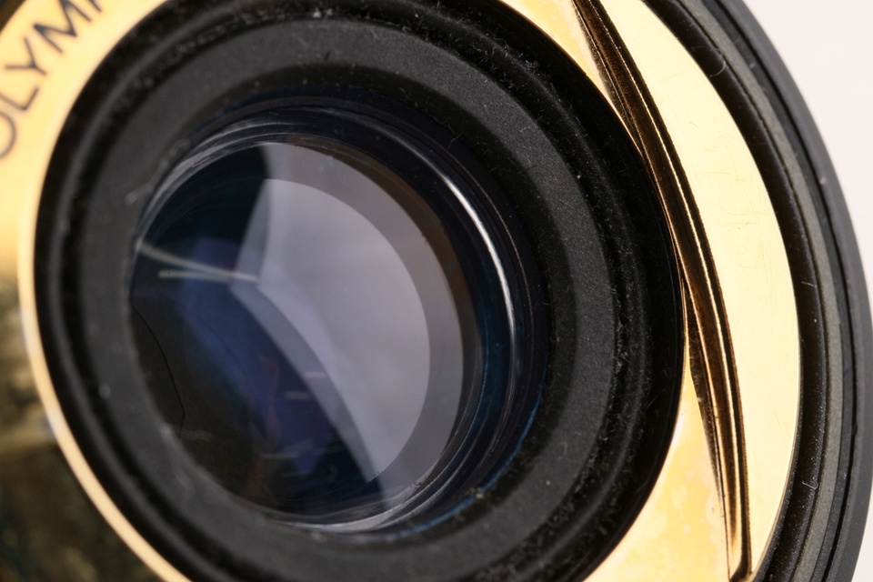 Olympus μ ZOOM 105 Deluxe 35mm Point & Shoot Film Camera #61441G32