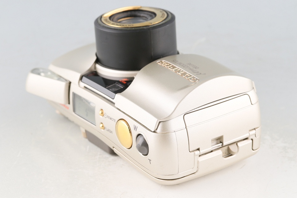 Olympus μ ZOOM 105 Deluxe 35mm Point & Shoot Film Camera #61441G32