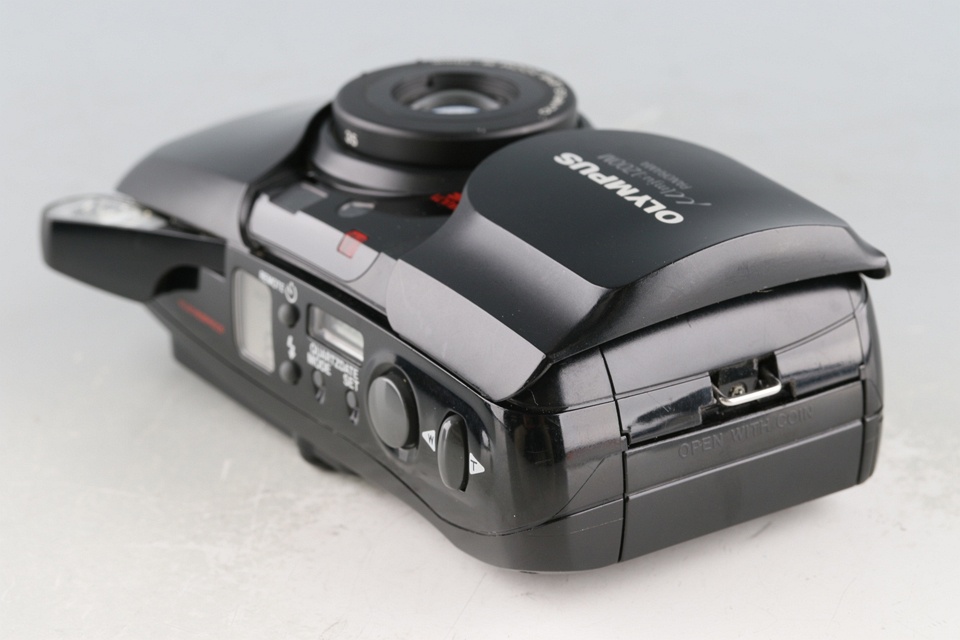 Olympus μ ZOOM Panorama 35mm Point & Shoot Film Camera #61449G22