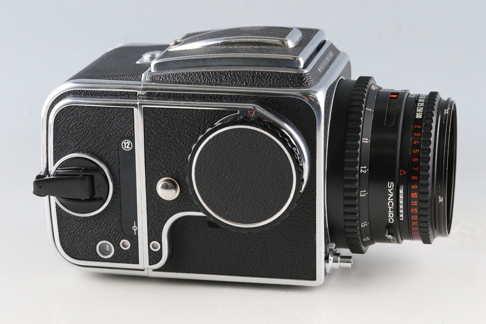 Hasselblad 500C/M + Carl Zeiss Planar T* 80mm F/2.8 C Lens + A12 #61735E1