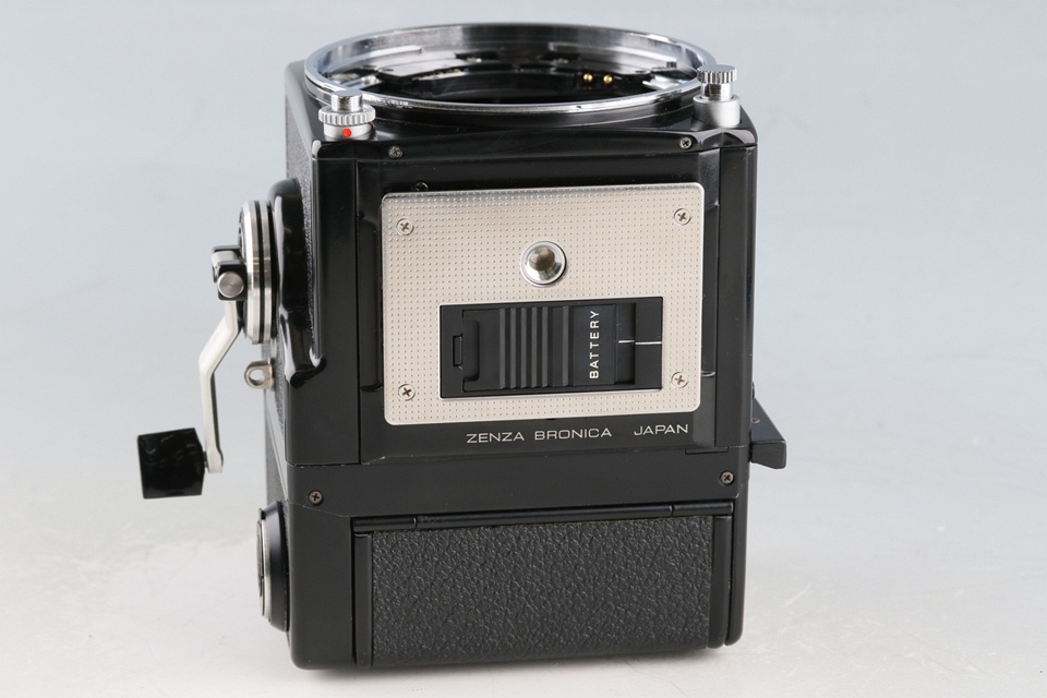 Zenza Bronica ETR S + Zenzanon MC 75mm F/2.8 Lens #61801E1