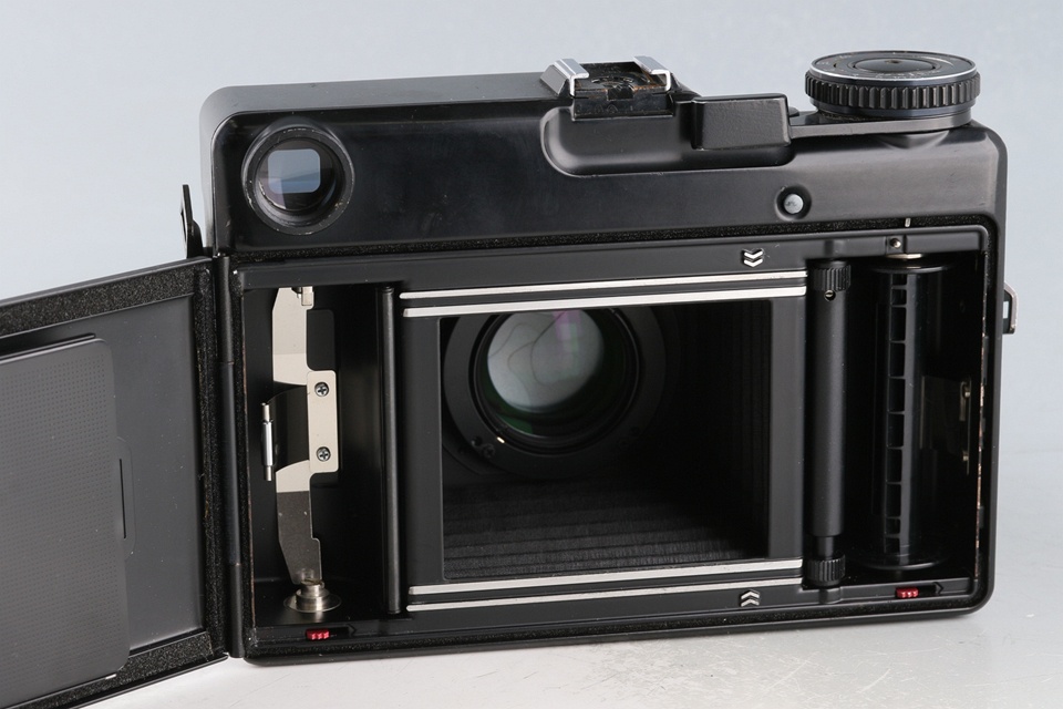 Plaubel Makina 670 Medium Format Film Camera #61806E3