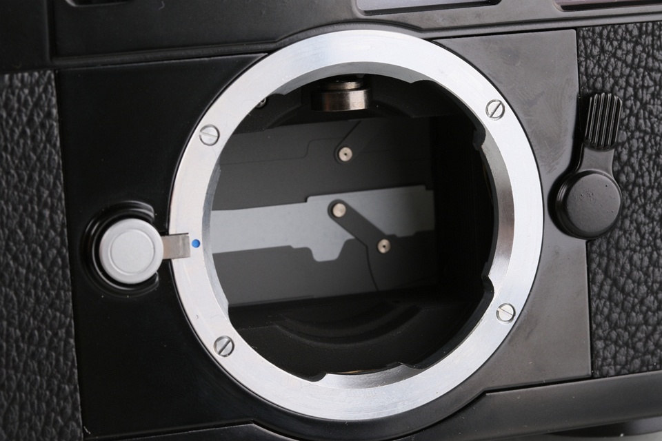 Carl Zeiss Zeiss Ikon ZM 35mm Rangefinder Film Camera #61932D3