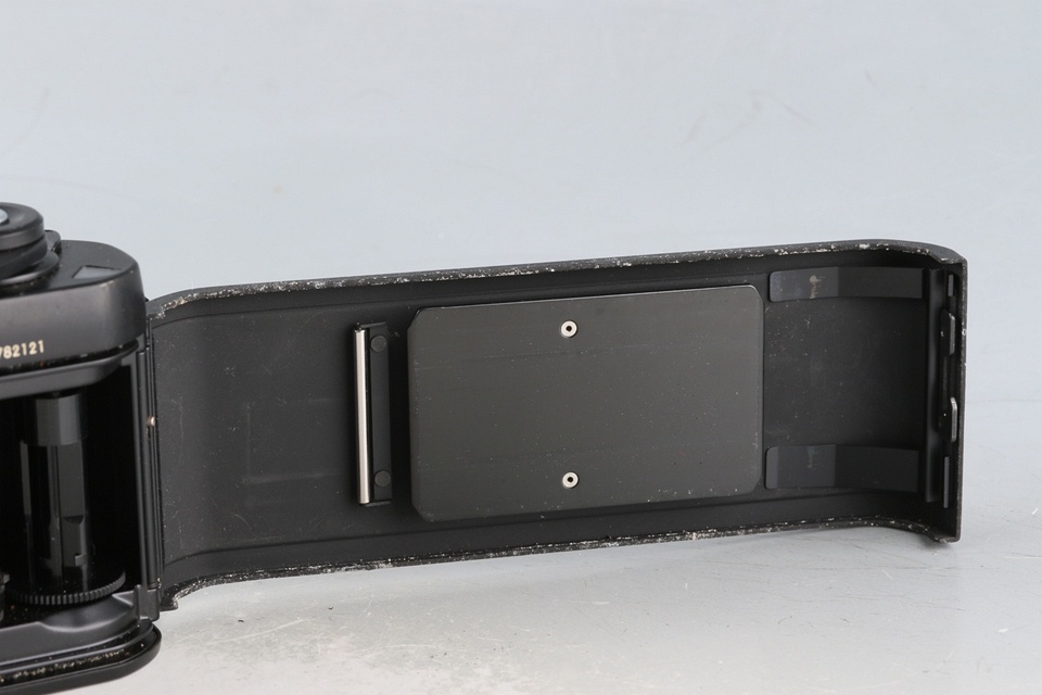 Nikon F3 HP 35mm SLR FIlm Camera #61961D4