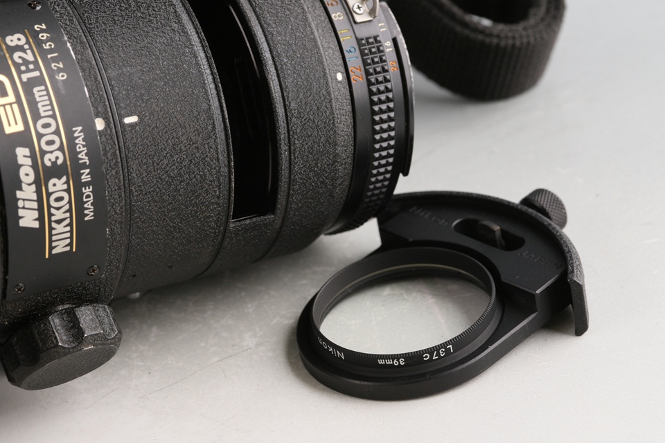 Nikon Nikkor 300mm F/2.8 ED Ais Lens #61968F6