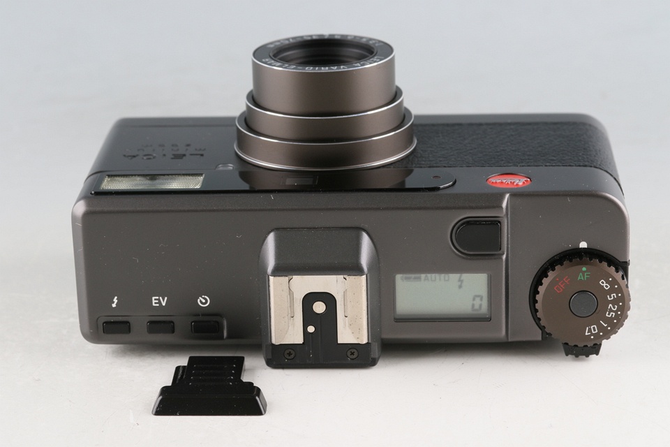 Leica minilux zoom 35mm Point & Shoot Film Camera #62049T