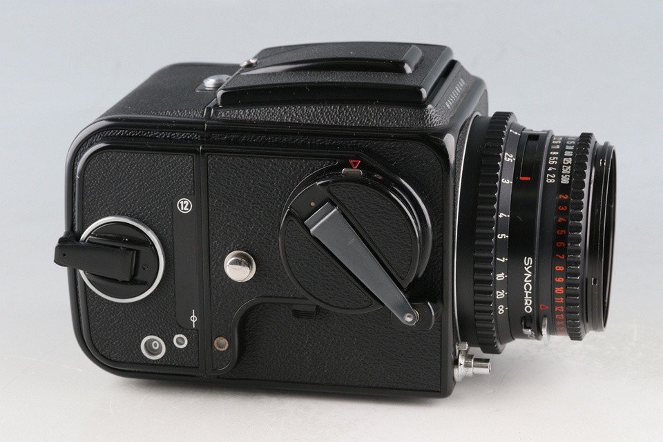 Hasselblad 500C/M + Carl Zeiss Planar T* 80mm F/2.8 C Lens + A12 #62108E1