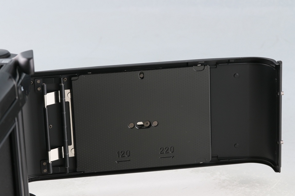 Pentax 67II + AE Prism Finder With Box #62125L9