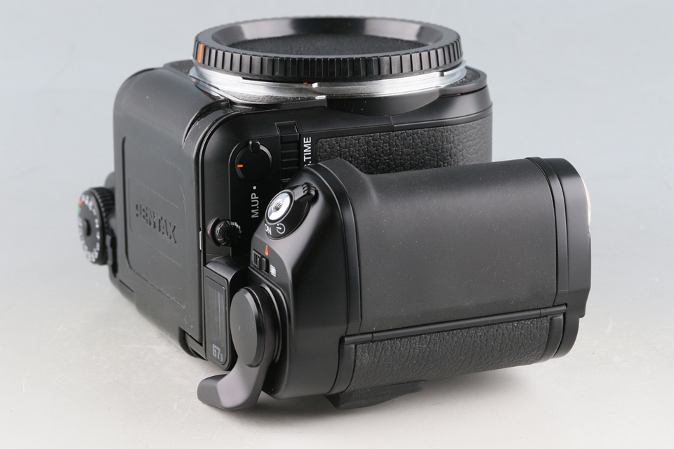 Pentax 67II + AE Prism Finder With Box #62125L9