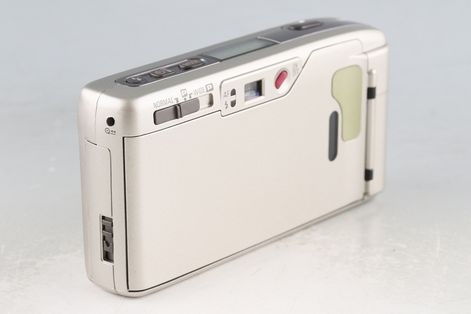 Ricoh R1s 35mm Point & Shoot Film Camera #62290G22