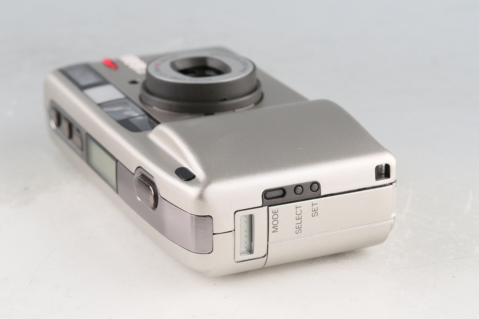 Ricoh R1s 35mm Point & Shoot Film Camera #62290G22