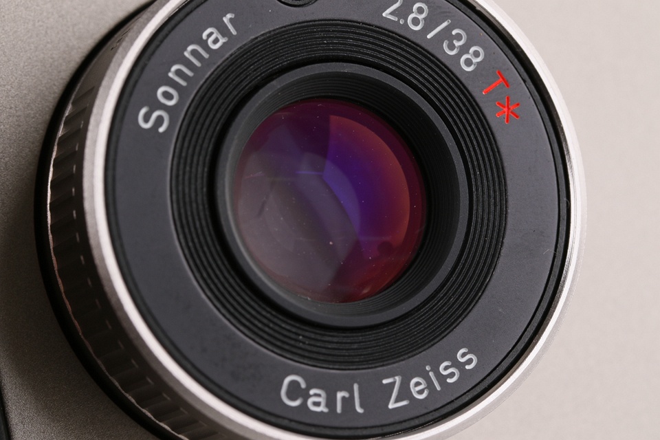 Contax T2 35mm Point & Shoot Film Camera #62307D6