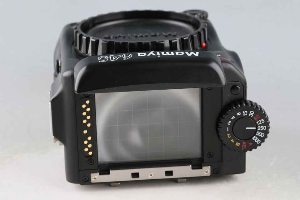 Mamiya 645 Pro + AE Finder + Motor Power Winder Grip #62519E3