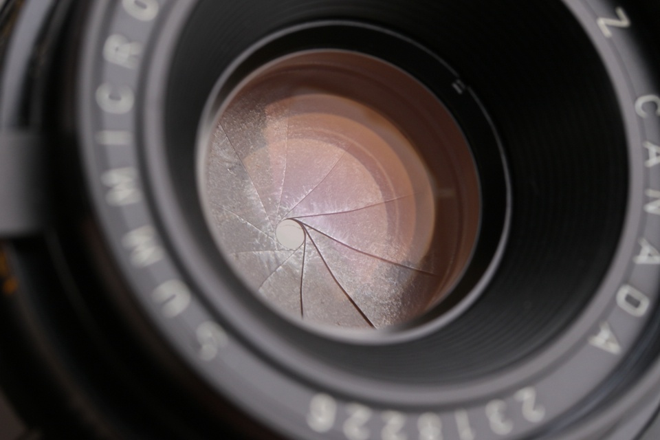 Leica Leitz Canada Summicron 35mm F/2 6-Elements Lens for Leica M #62547T