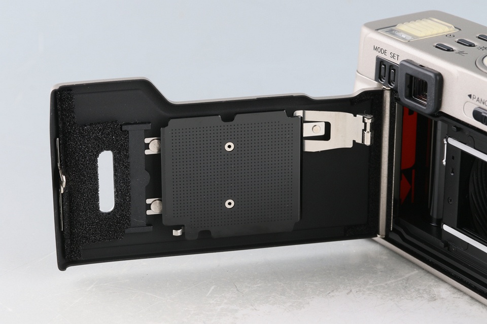 Nikon 35Ti 35mm Point & Shoot Film Camera #62603D5