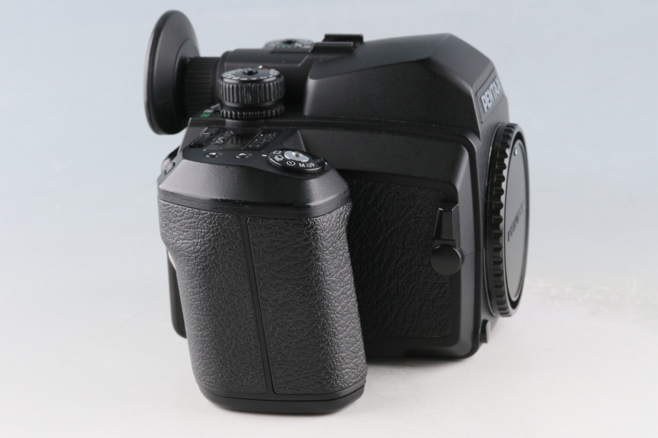 Pentax 645 NII Medium Format Film Camera #62624E1