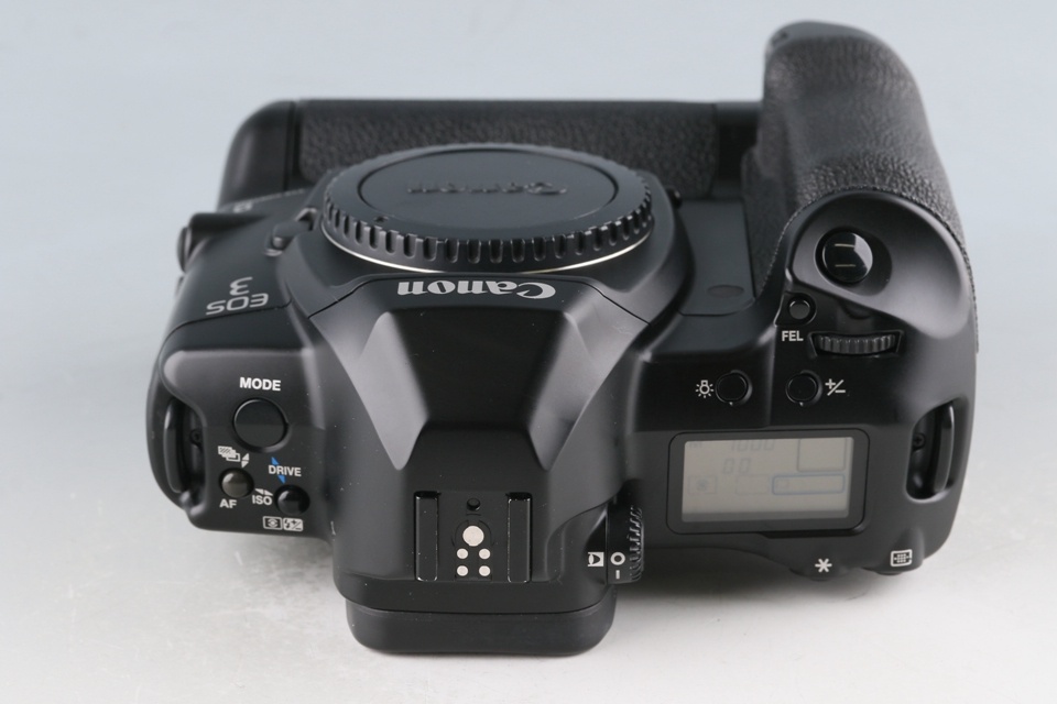 Canon EOS 3 35mm SLR Film Camera + PB-E2 #62657E3
