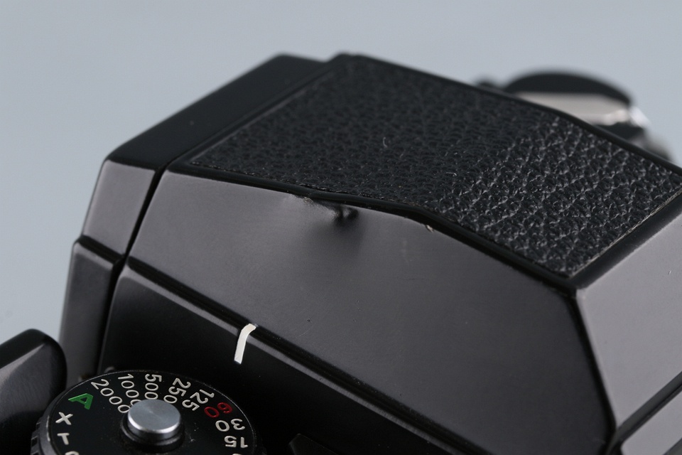 Nikon F3 HP 35mm SLR FIlm Camera #62682D4