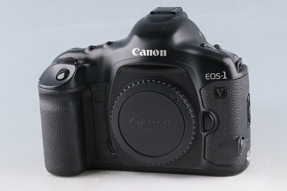 Canon EOS-1V 35mm SLR Film Camera #62987E4