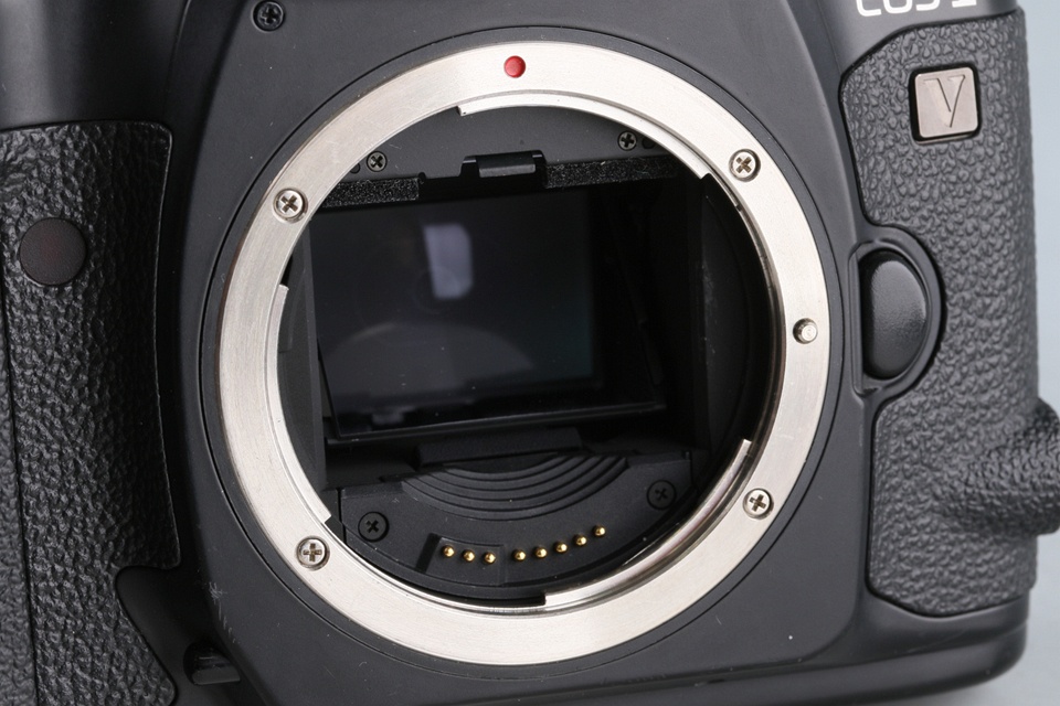 Canon EOS-1V 35mm SLR Film Camera #62987E4