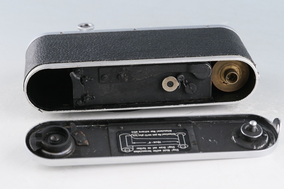 Leica Standard 35mm Film Camera #63006D1