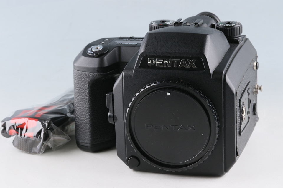 Pentax 645N II Medium Format Film Camera #63060E2