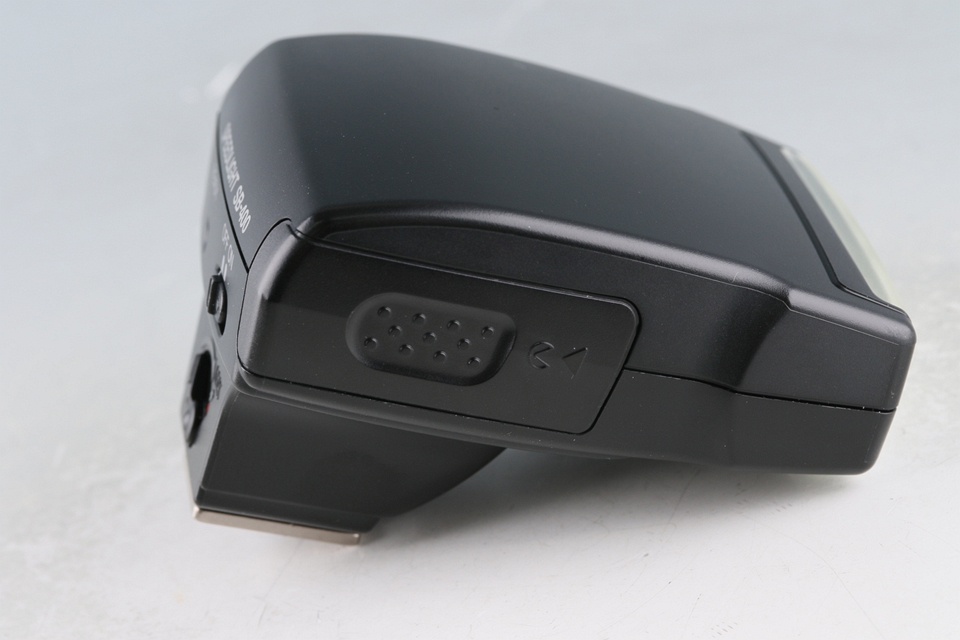 Nikon SB-400 Speedlight With Box #63077L4