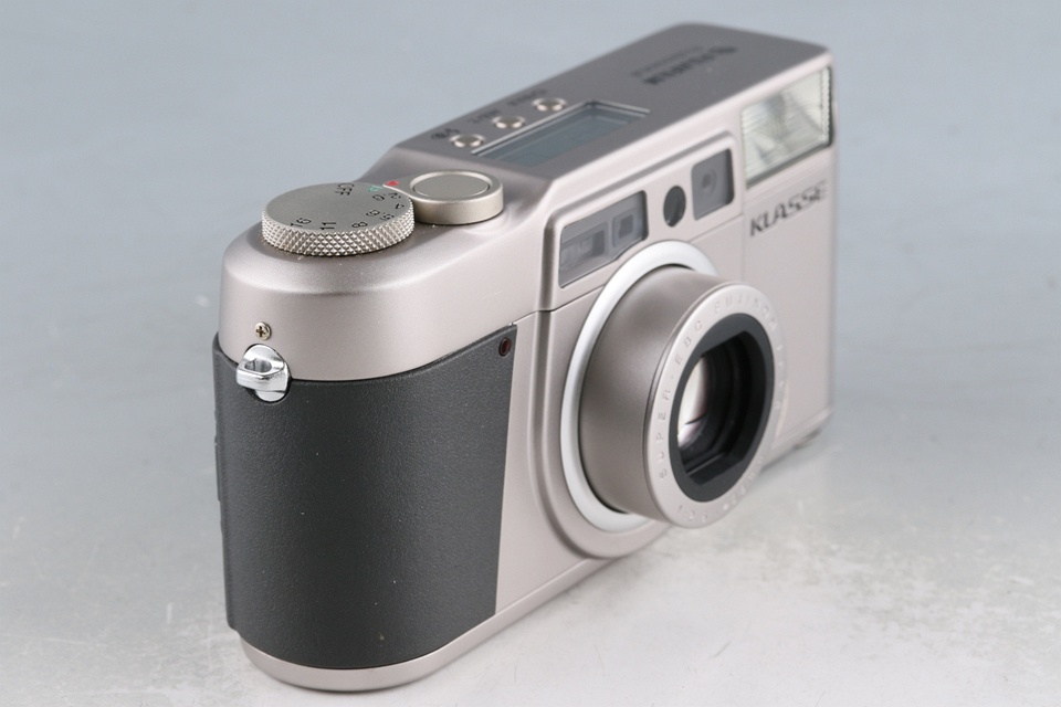 Fujifilm Klasse 35mm Point & Shoot Film Camera With Box #63079L8