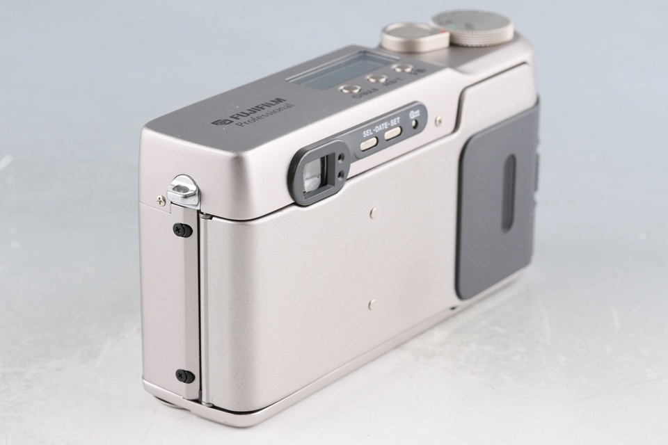 Fujifilm Klasse 35mm Point & Shoot Film Camera With Box #63079L8