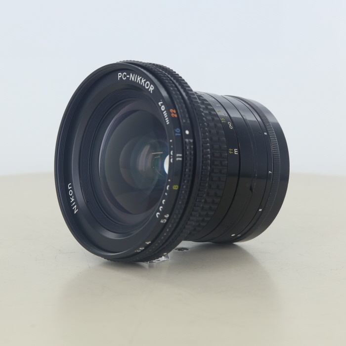 ニコン PC28/3.5