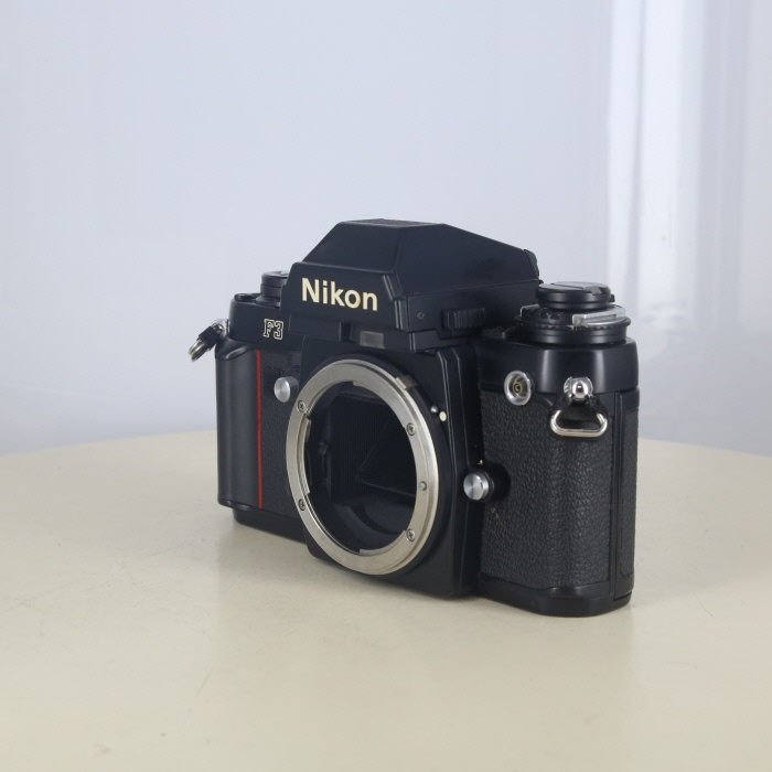 ニコン F3