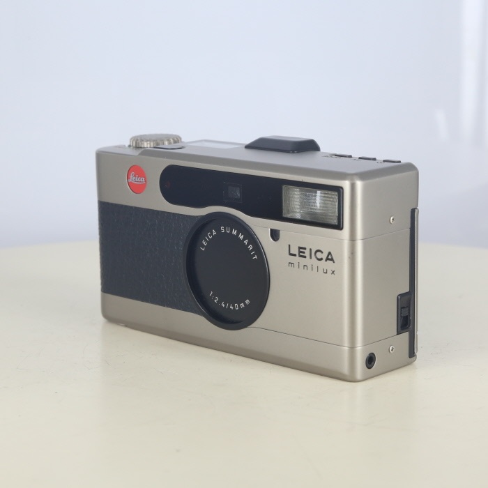 ライカ ミニルックス