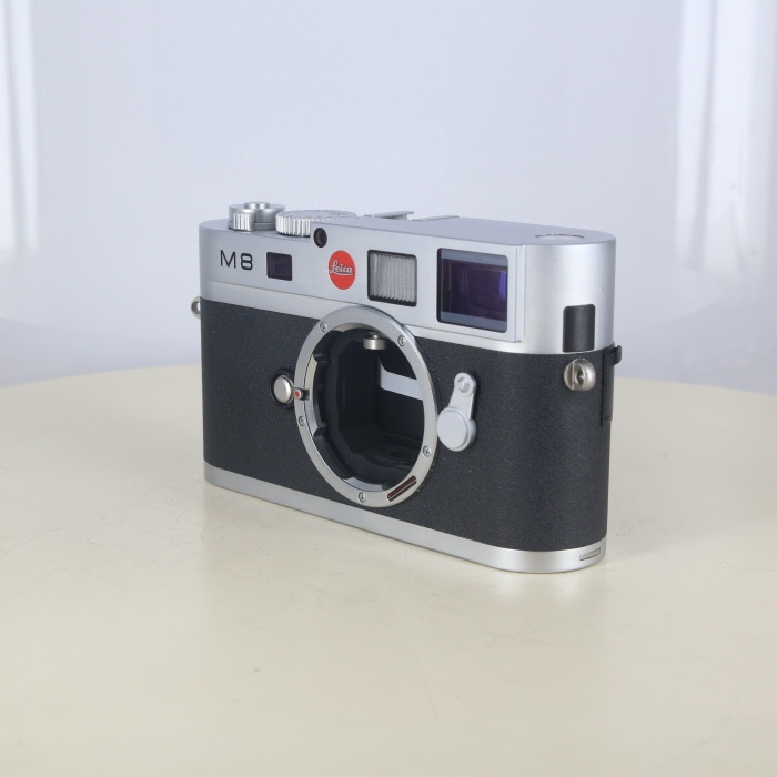 ライカ M8