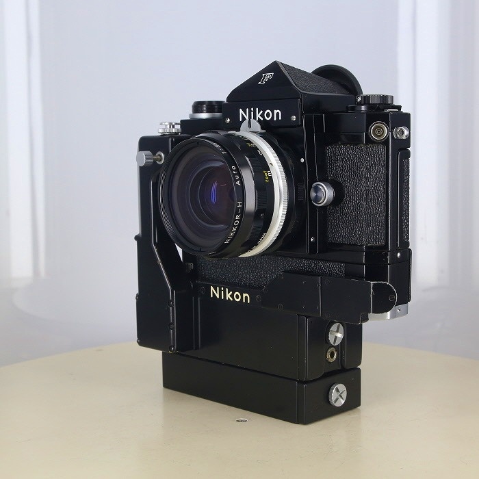 ニコン ニコンF ハーフミラー改造機 + 6コマ高速モータードライブ + 28/3.5